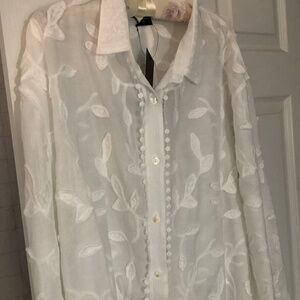 White embroidered Liv Los Angeles 2x NWT blouse